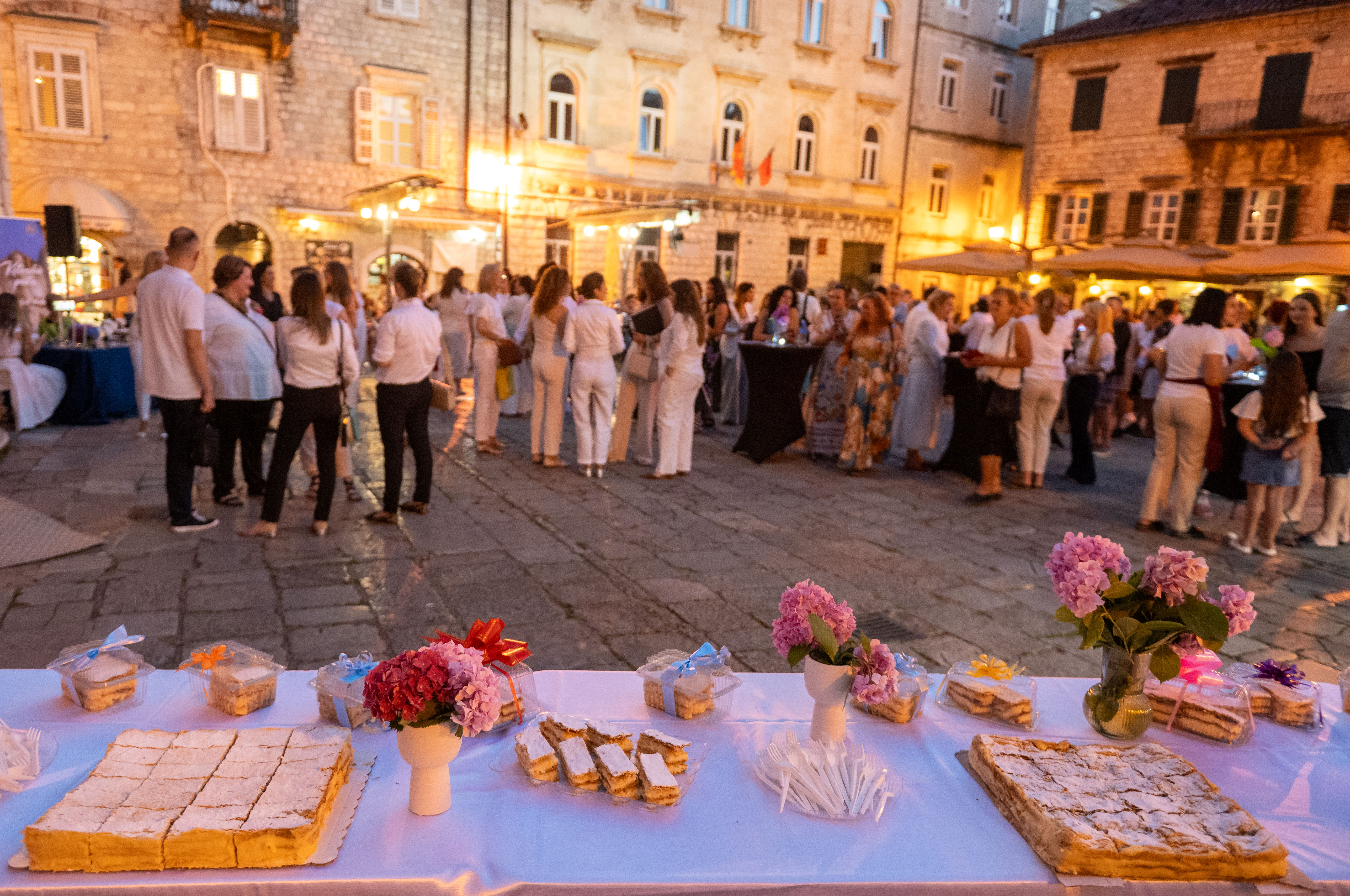 Tradicionalna manifestacija “Kotorska pašta” održana je sinoć na Pjaci Svetog Tripuna u Kotoru, po 11. put za redom